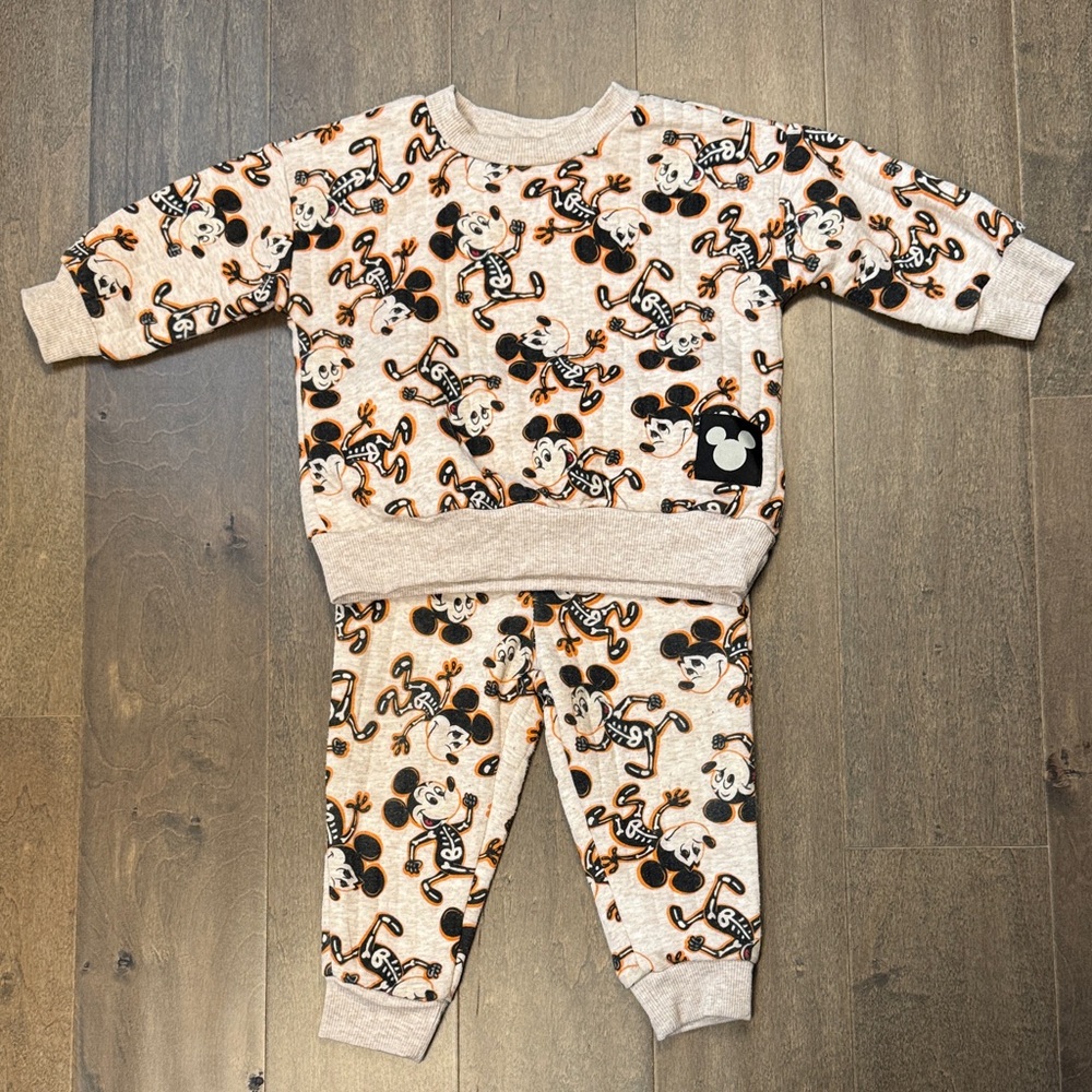 Disney Baby Mickey Mouse Skeleton Halloween 2-Piece Set 18M Sweatshirt Joggers